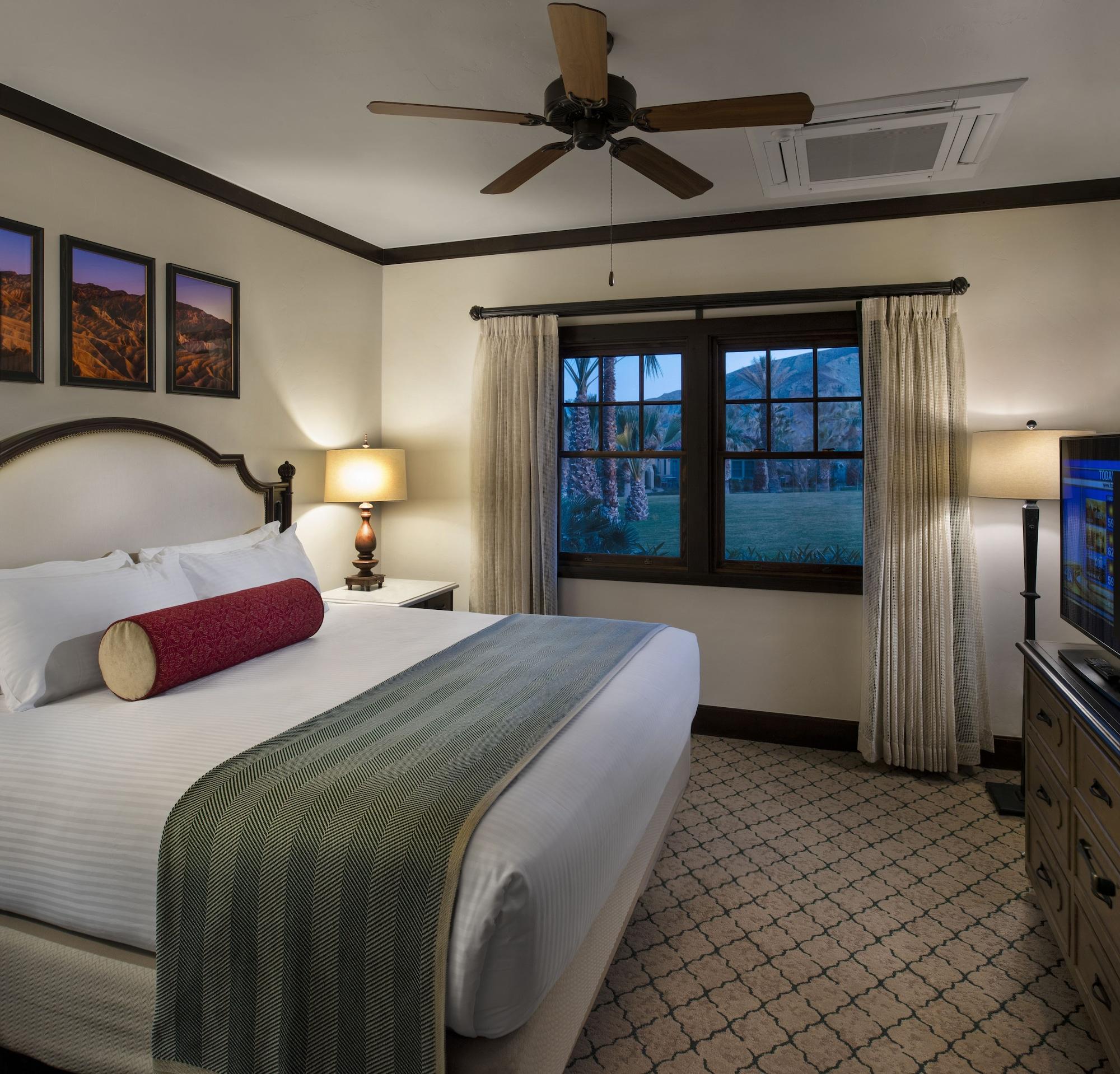 The Inn At Indian Village 外观 照片 A bedroom at the Cliffs at Mountain Park