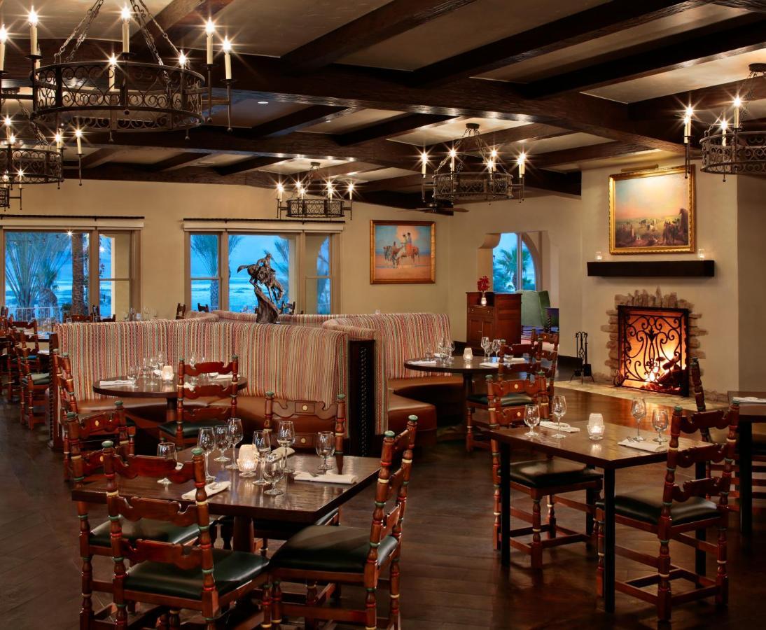 The Inn At Indian Village 外观 照片 Interior of the restaurant