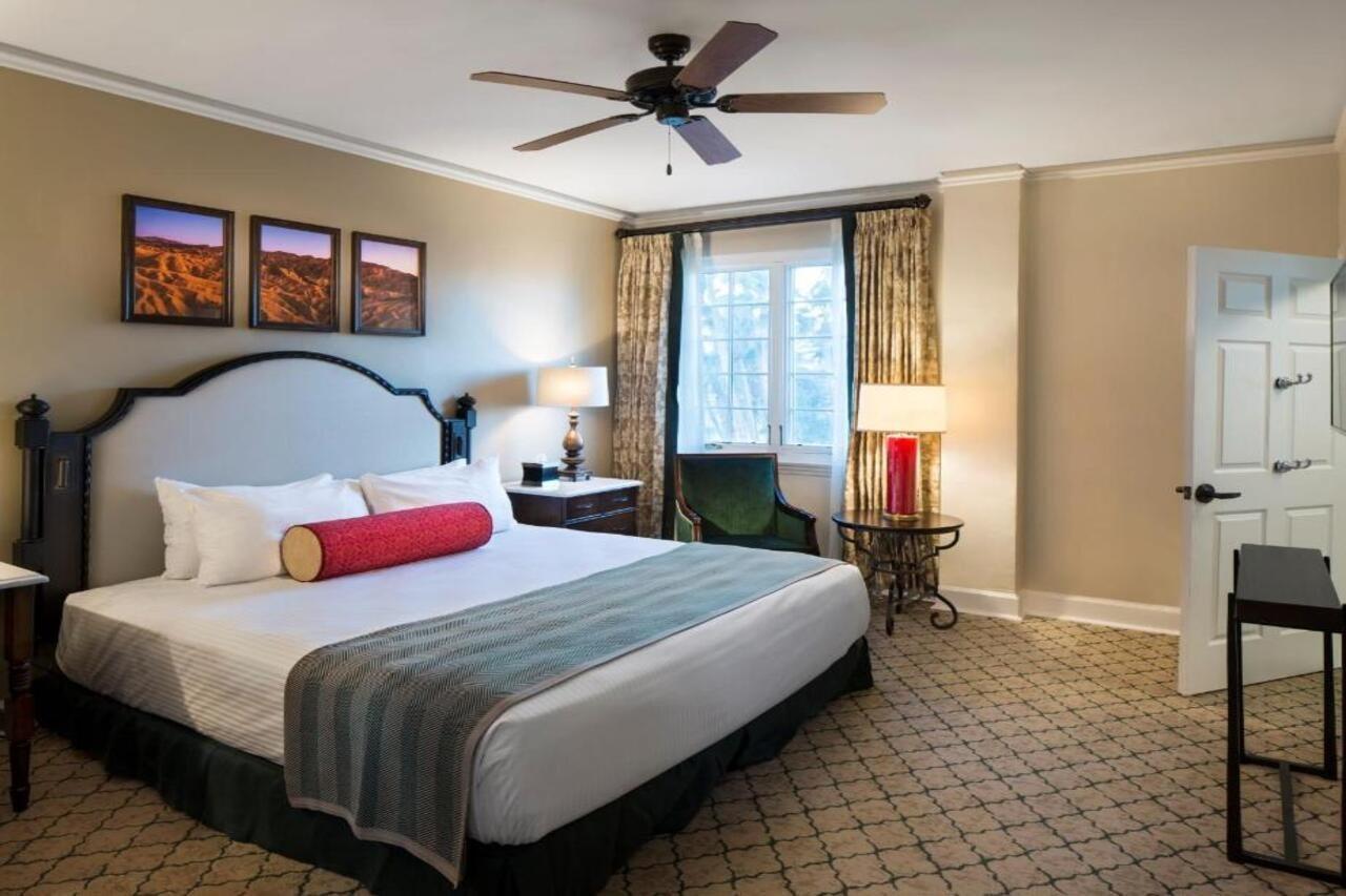 The Inn At Indian Village 外观 照片 A guest room at the Inn at Disney's Vero Beach Resort