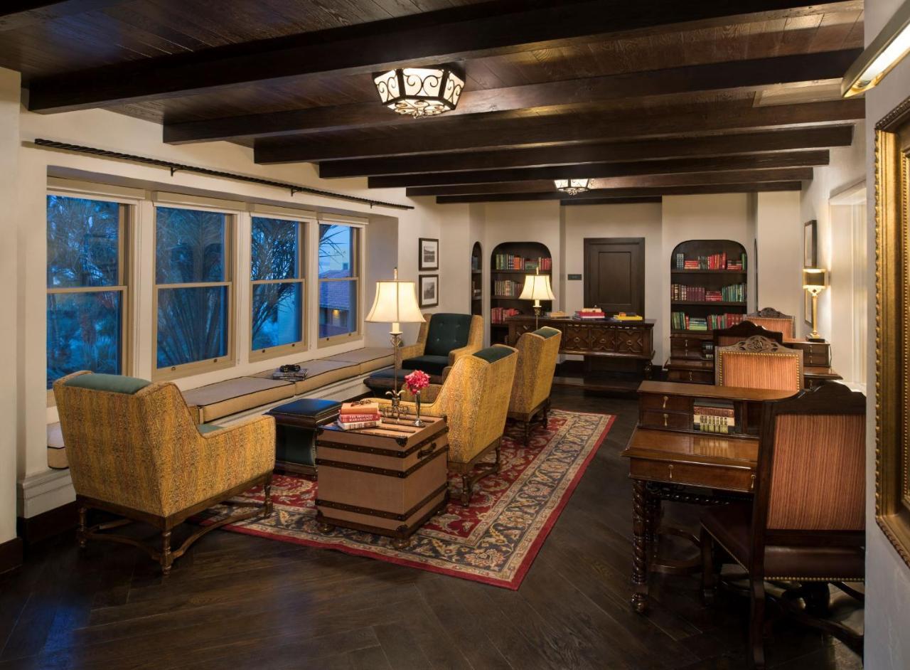 The Inn At Indian Village 外观 照片 The living room